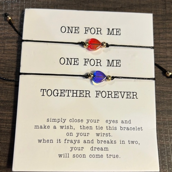 2 piece Heart Black Bracelets - Picture 1 of 3